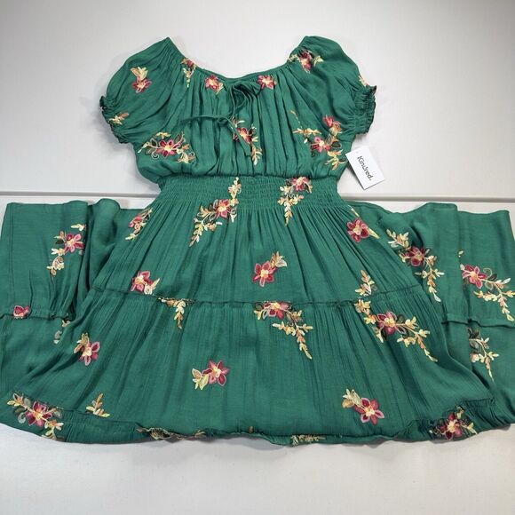 Anthropologie Dresses & Skirts - Anthropologie Kindred Long Boho Dress Tiered Plus 2X Green Embroidered Floral